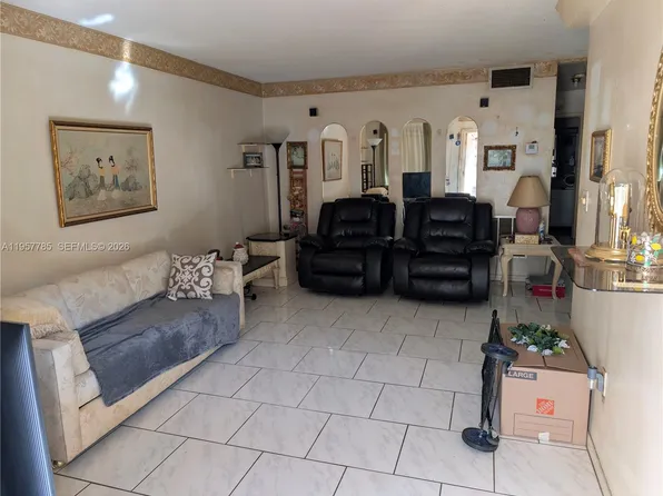 1747 Rodman St APT 304, Hollywood, FL 33020