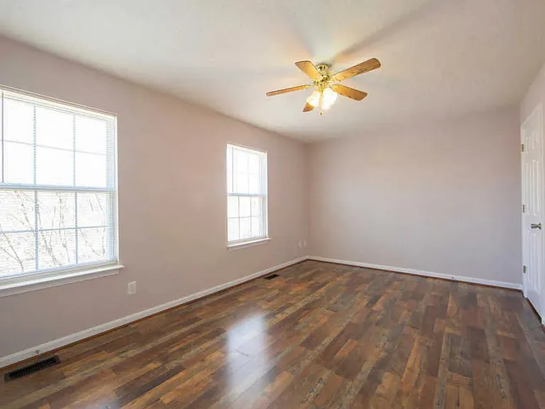 511 Ridgefield Ave — Photo 11
