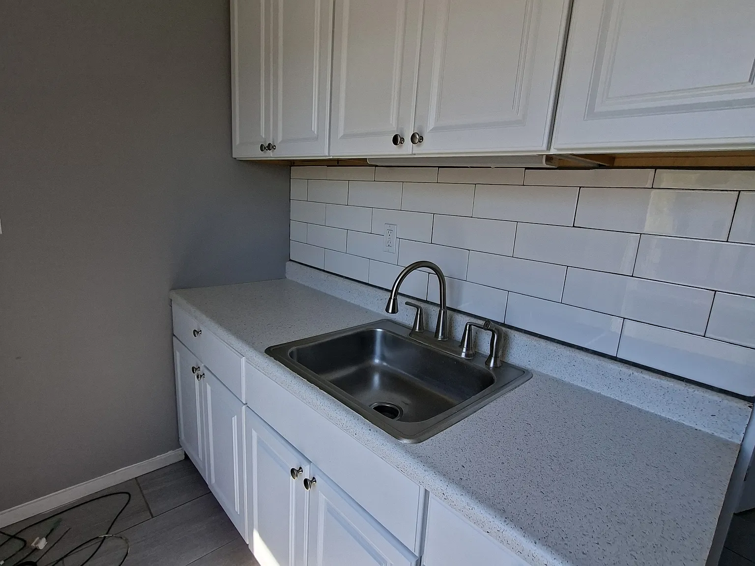 Studio, 700 sqft, $1,200 — Photo 4