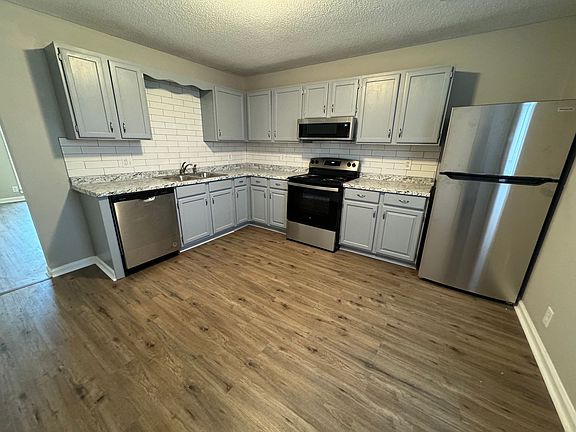 4th image of 358 Peabody Dr APT 1