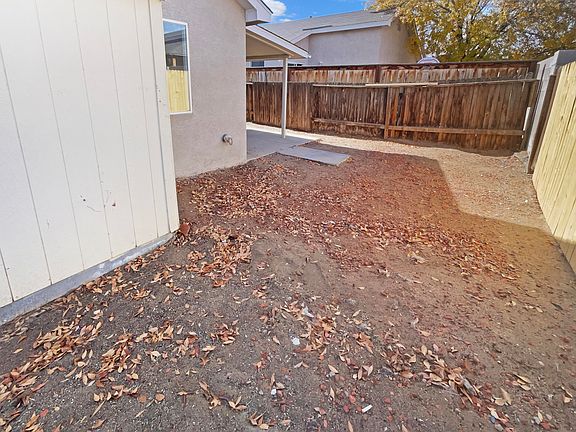 5th image of 209 Vista Del Angel SW
