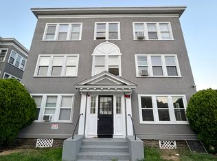 20 Lakewood St APT 3R, Worcester, MA 01603