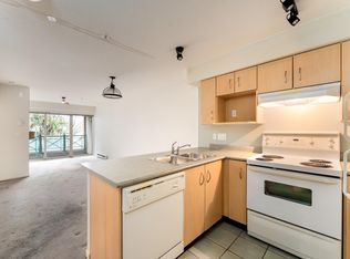 332 Lonsdale Ave #218, North Vancouver, BC