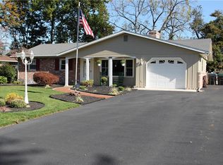 4967 Aberdene St, Center Valley, PA 18034