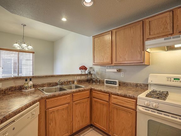 5th image of 6800 Vista Del Norte Dr NE #1518