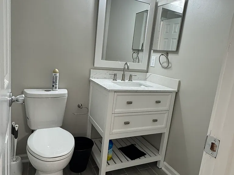 7801 Renaissance Ct — Photo 25