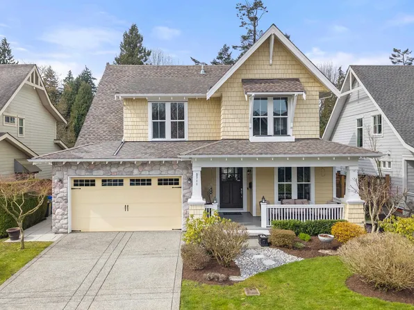 3711 142nd St, Surrey, BC V4P 0C2