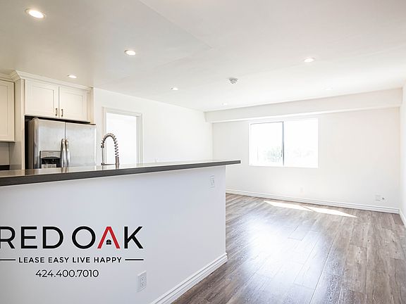 2nd image of 3540 Fletcher Dr Unit 202