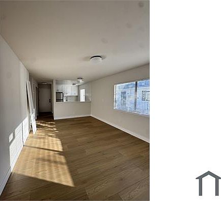 1st image of 1922 S Hobart Blvd APT 16