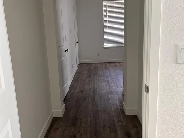 13445 Starhawk Ln — Photo 4
