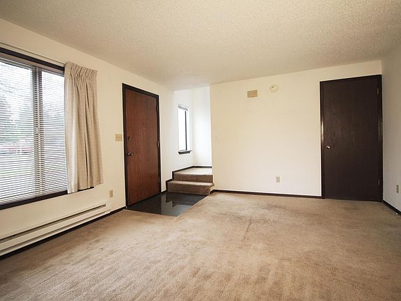 4th image of 1608 Judd St SE APT D
