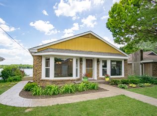 3720 W Lake Shore Dr, Wonder Lake, IL