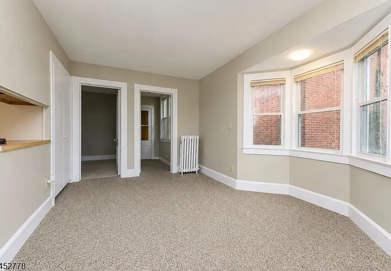 11 Montague Pl #2 — Photo 6