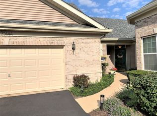 21444 Mays Lake Ct, Crest Hill, IL 60403