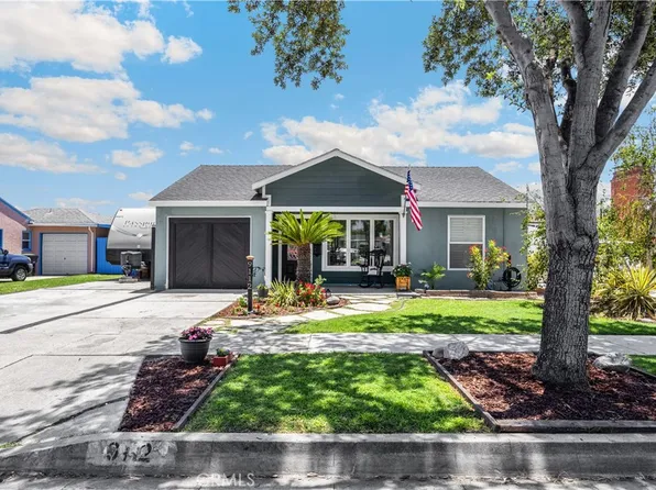 9112 Oak St, Bellflower, CA 90706