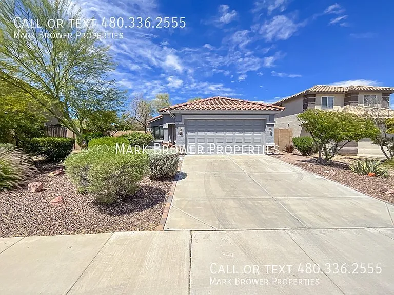 22264 W Antelope Trl — Photo 1