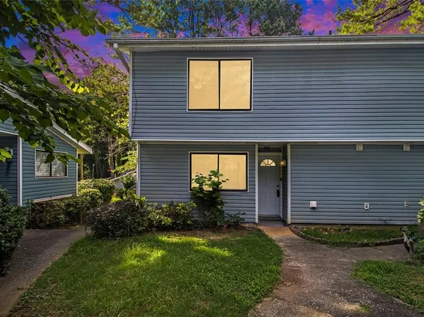 8594 Creekwood Way, Jonesboro, GA 30238
