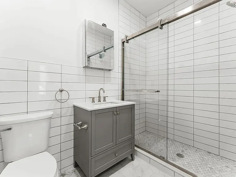 161 Prospect Park W #1R — Photo 9