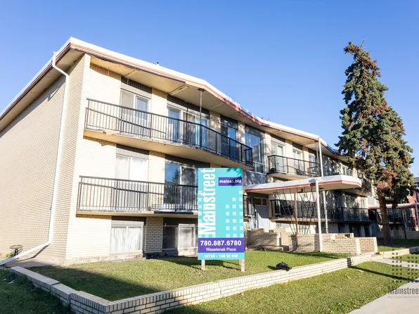 10720 108th St NW, Edmonton, AB T5H 3A3