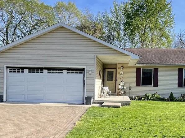 115 W 1st St, Braidwood, IL 60408