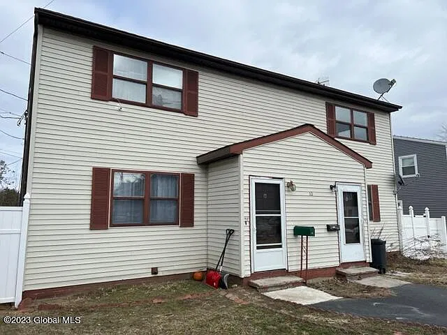 10 Clifford Rd #A