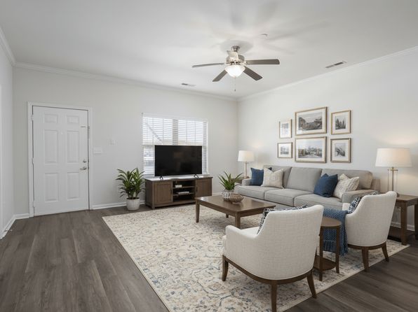 400 Canopy Pl #1026