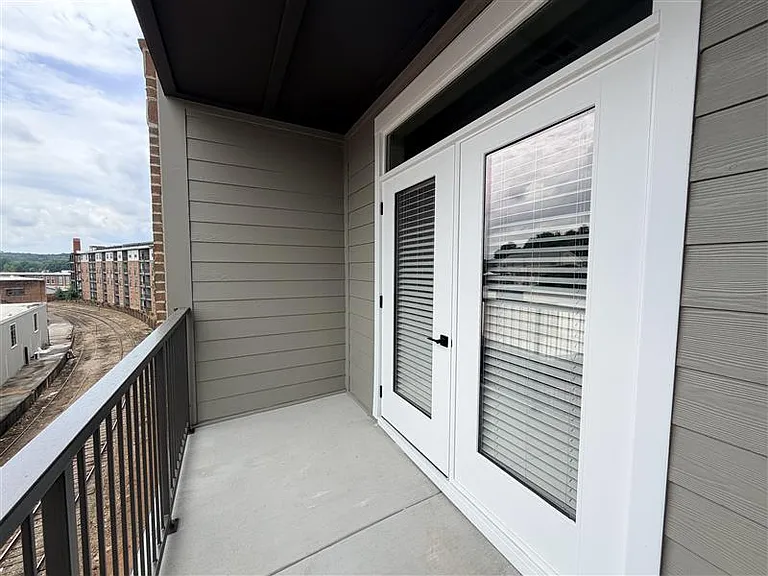 District on the Etowah Apartments — Photo 559