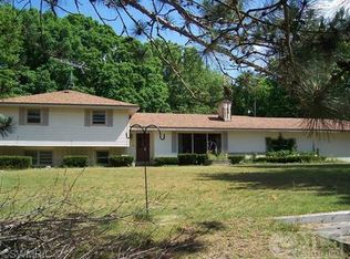 32892 45th Ave, Paw Paw, MI 49079