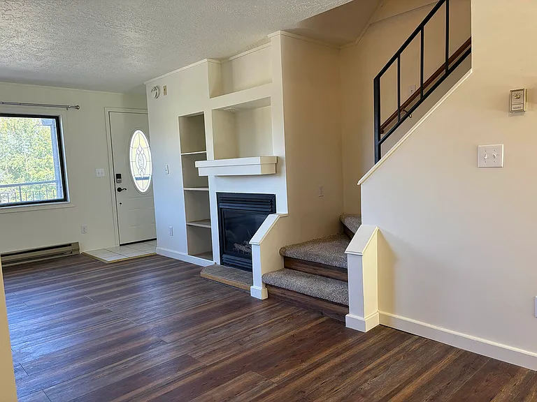 1601 Woodbridge Ct #1601 — Photo 21