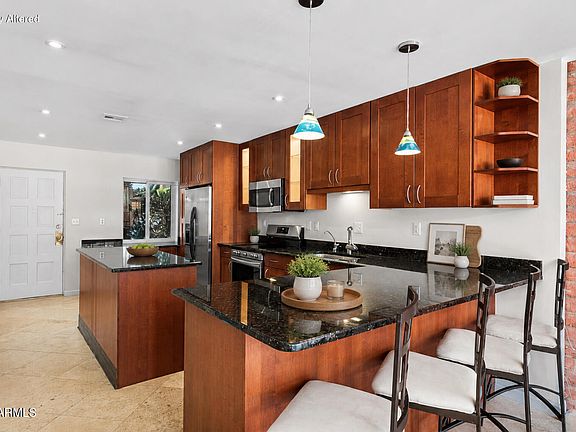 3rd image of 3002 N 32ND Street #17