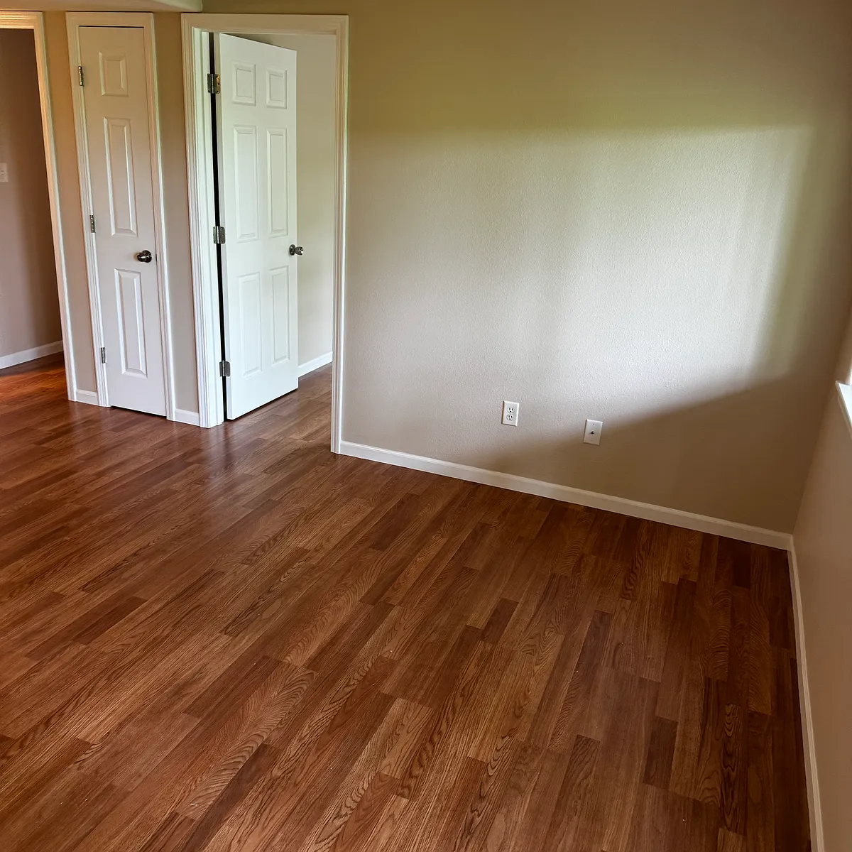 Building Photo - 476 Pershing Dr