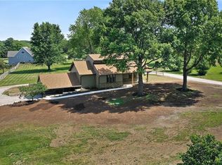 27870 Wonka Dr, Louisburg, KS 66053