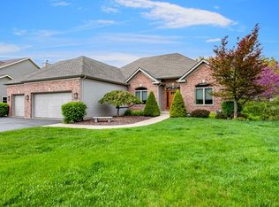 839 Woodland Dr, Antioch, IL