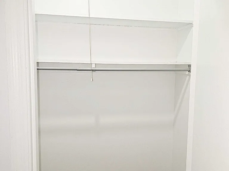 Highview Apartments — Photo 10