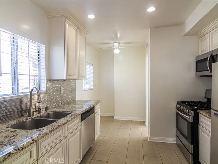 6655 Ben Ave — Photo 11