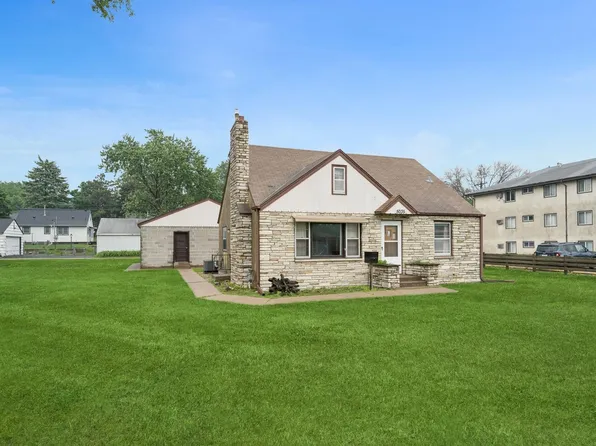 5035 University Ave NE, Columbia Heights, MN 55421