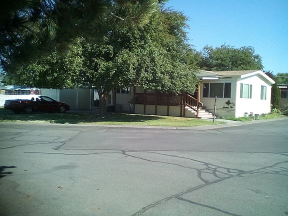 large cornerlot @7,000 sq ft