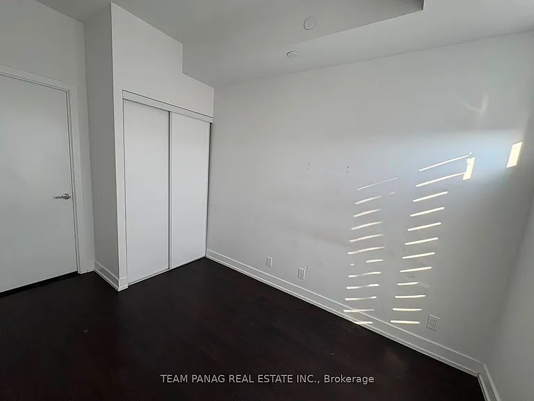 215 Veterans Dr #401 — Photo 9