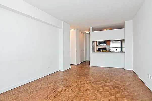 Rented by AIB Management Corp | media 28