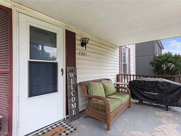 4th image of 71571 Hall St
