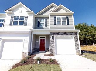 117 Enterprise Dr, Clayton, NC 27520