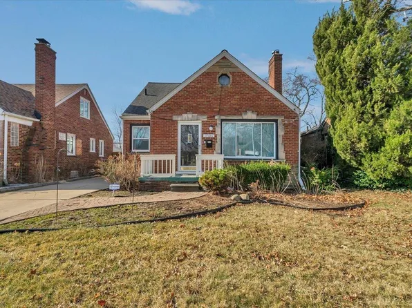 19616 Woodmont St, Harper Woods, MI 48225