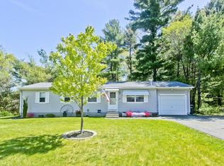 247 Hanson Dr, Springfield, MA 01128