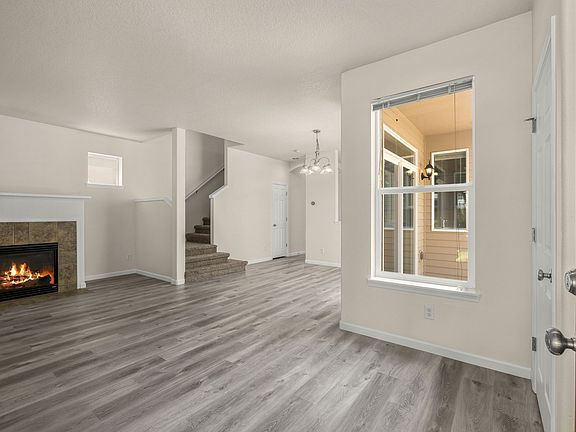 5th image of 1046 SE Tamango St