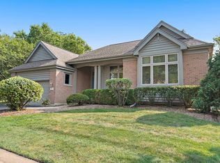531 Vintage Dr, Lake In The Hills, IL 60156