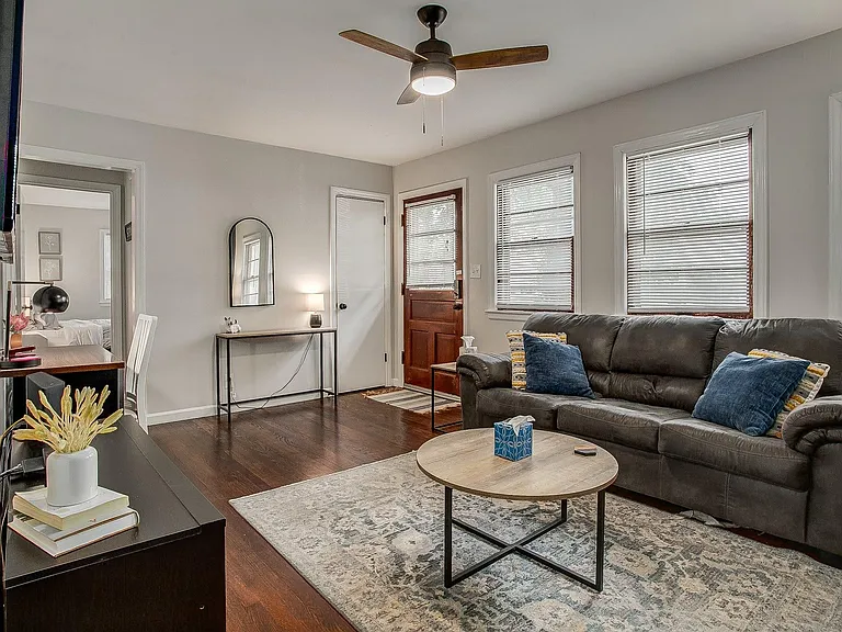 3021 S Ralston Ave — Photo 2