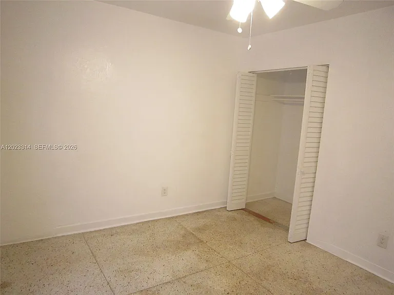 522 N 19th Ave #5 — Photo 9