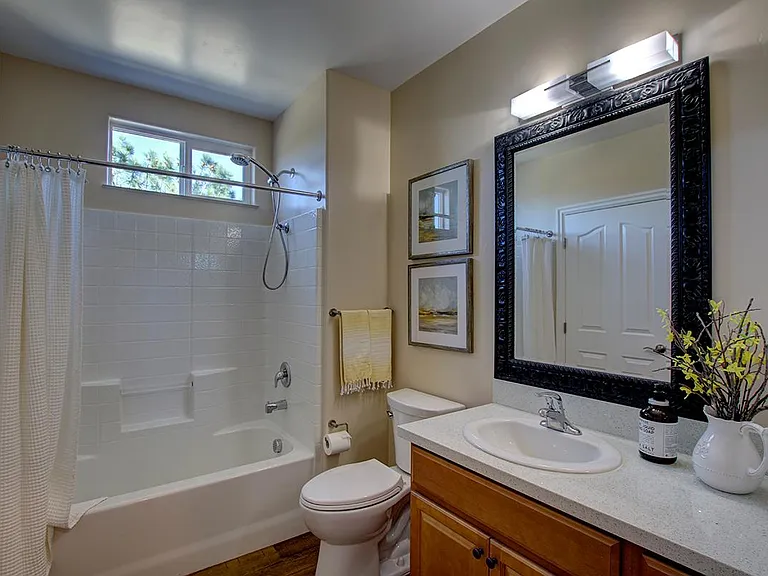 240-260 S Rancho Santa Fe Rd #301 — Photo 10