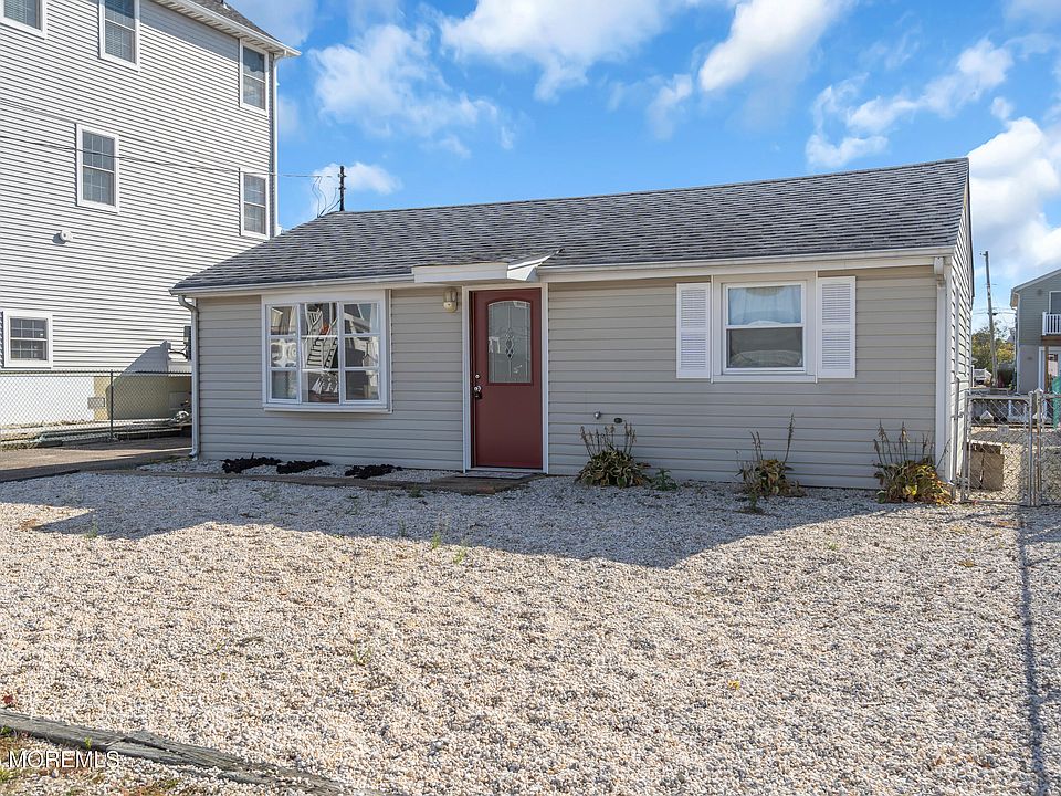 1st image of 204 Butler Boulevard