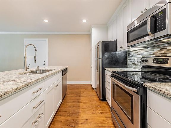 5th image of 1819 W 38th St #B